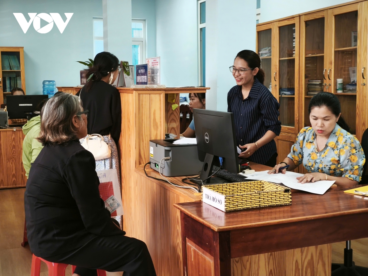 “Chạy thật” trong ngày vận hành thử chính quyền hai cấp tại xã ở Đắk Lắk